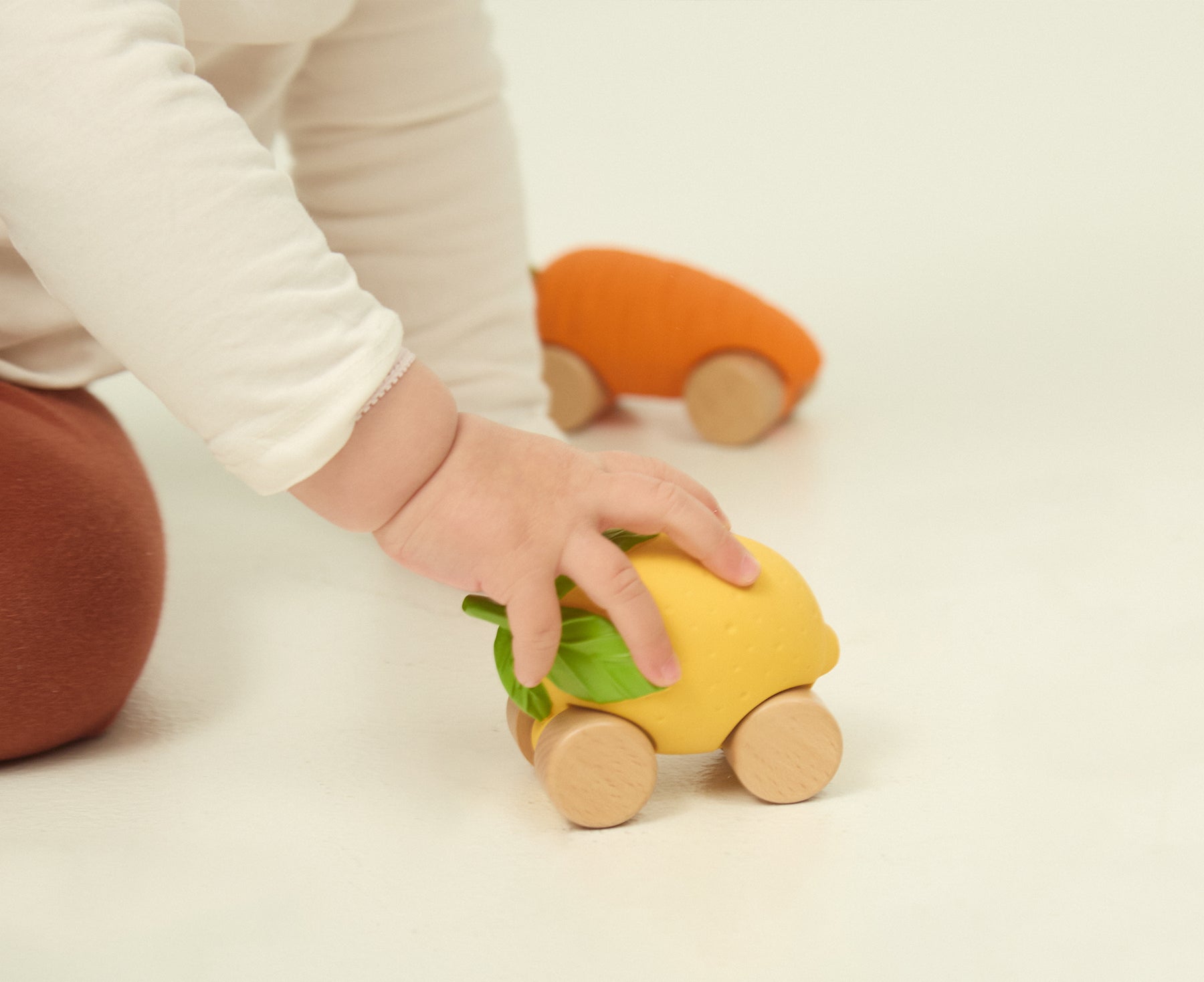 Car Baby Toy - Lemon - by Oli & Carol