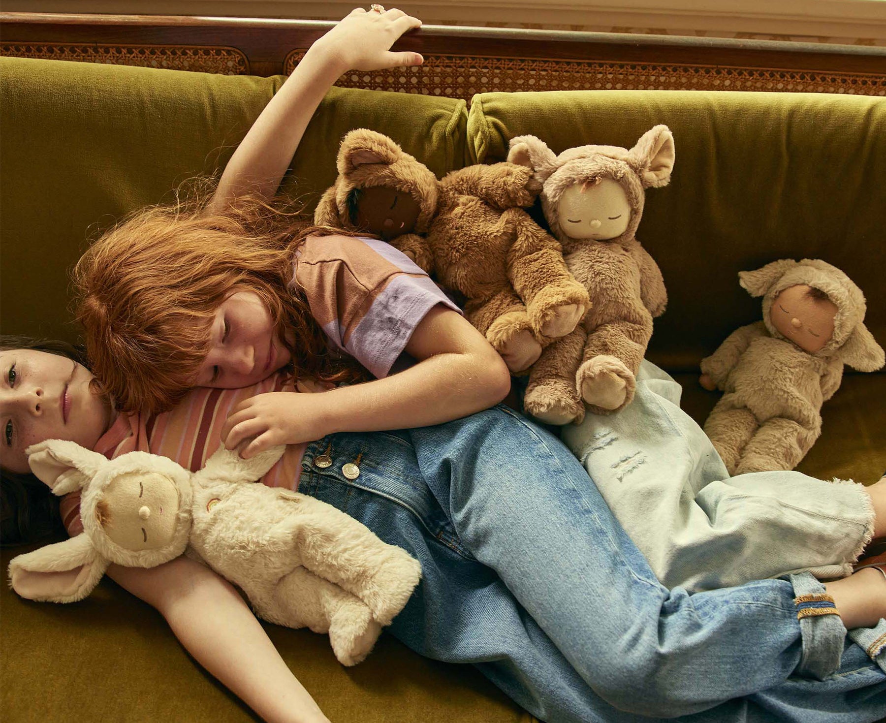 Lamby Pip Cozy Dinkum by Olli Ella