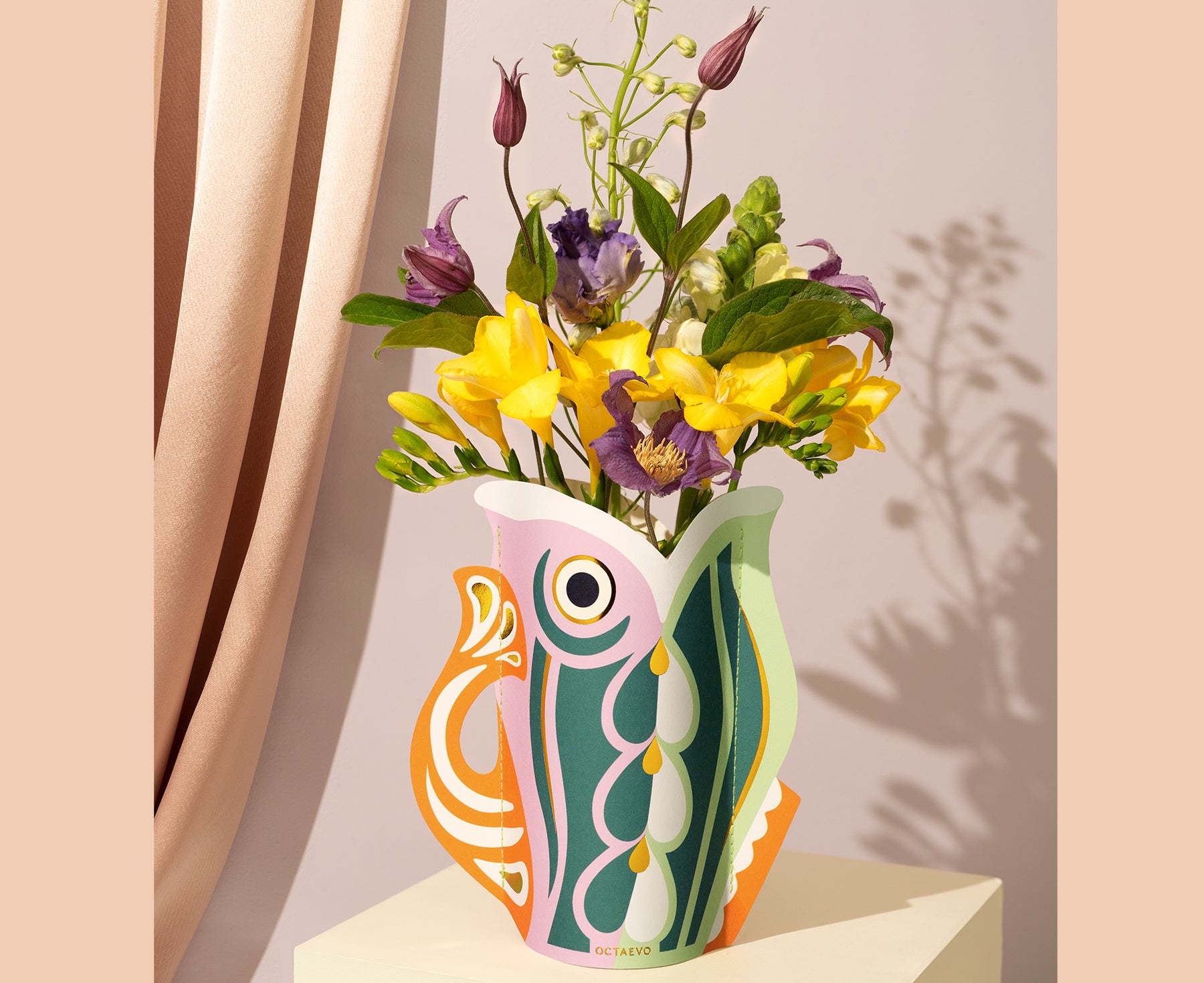 Paper Vase - Small Fish - by Octaevo