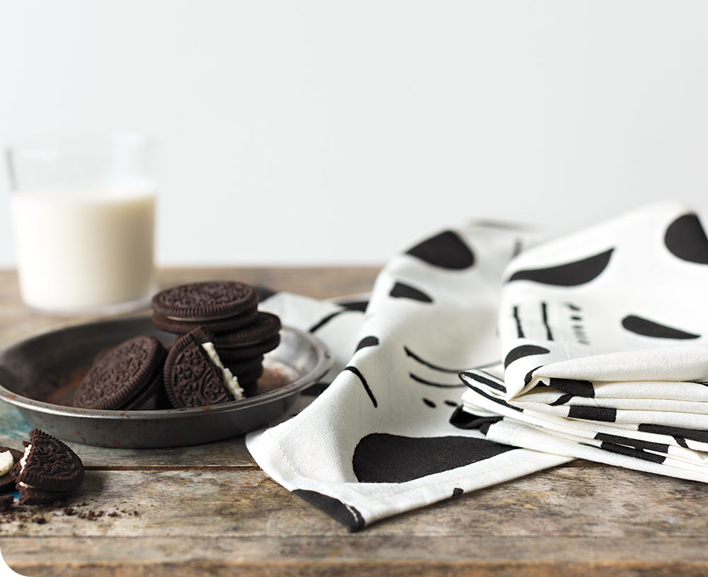 Imprint Napkin Set in Domino by Danica Studio