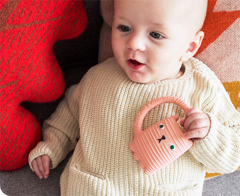 Ginge the Cat Chewable Toy by Donna Wilson X Oli & Carol