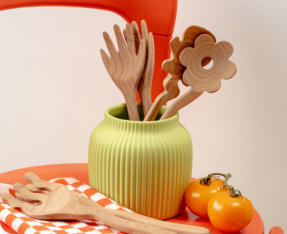 Serving Friends - Flowers - by Areaware