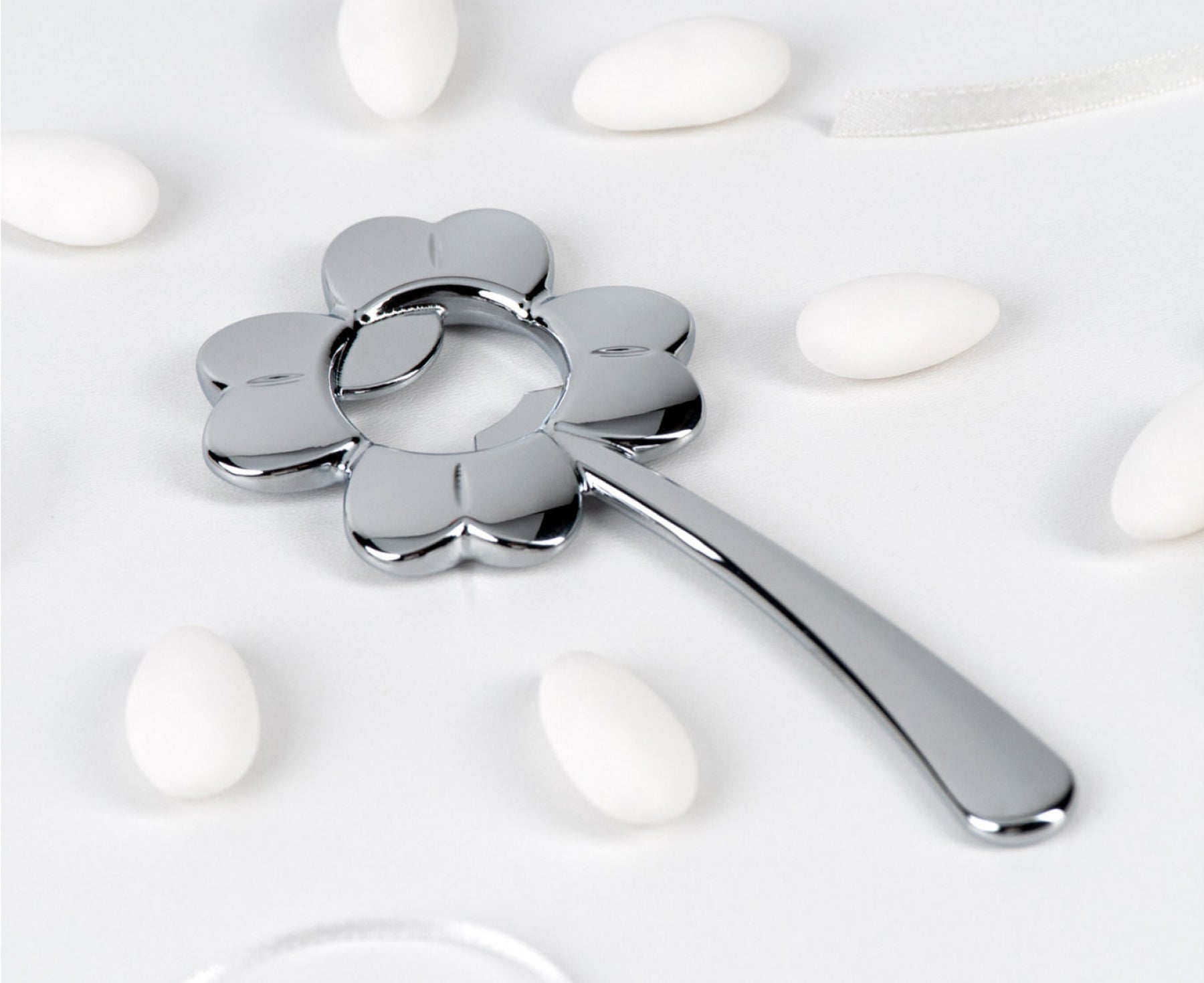 Quadrifoglio Bottle Opener in Chrome by Casa Bugatti