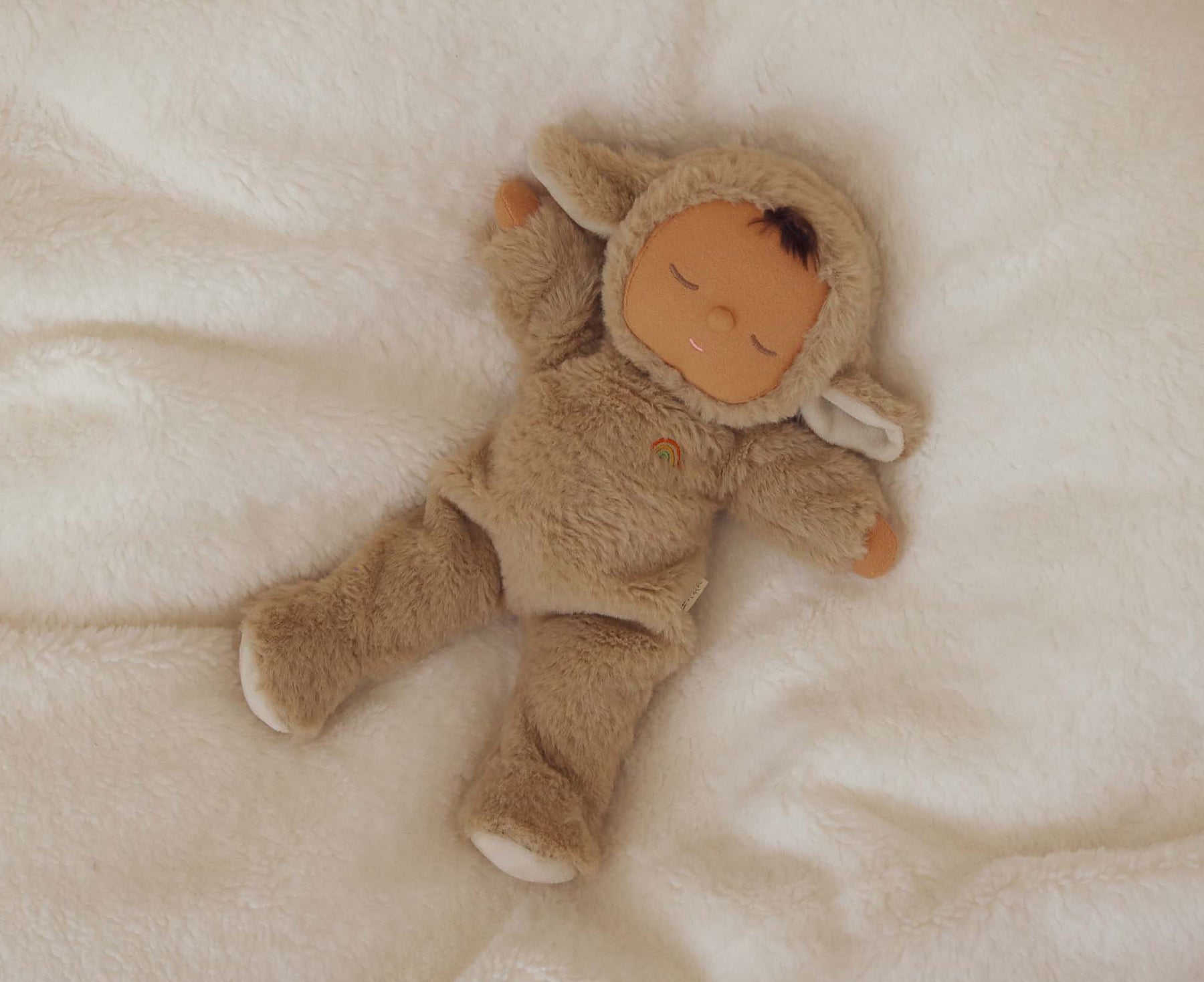 Lamby Pip Cozy Dinkum by Olli Ella