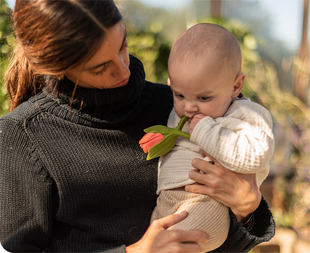 Theo Tulip Chewable Toy by Oli &amp; Carol